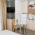 Apartment & Georg *