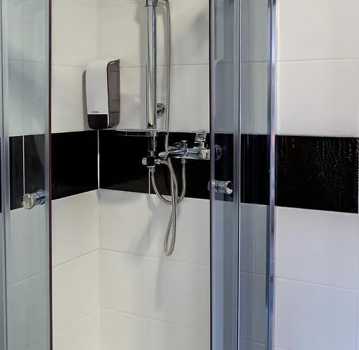 アパート & Georg