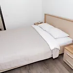 & Georg Apartment